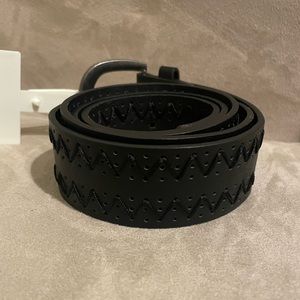 MODERN HERITAGE Belt women’s size L/XL